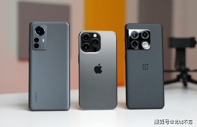 小米12Pro、iPhone13Pro、一加10Pro影像比拼<strong></p>
<p>火币Pro</strong>，国产手机还需努力