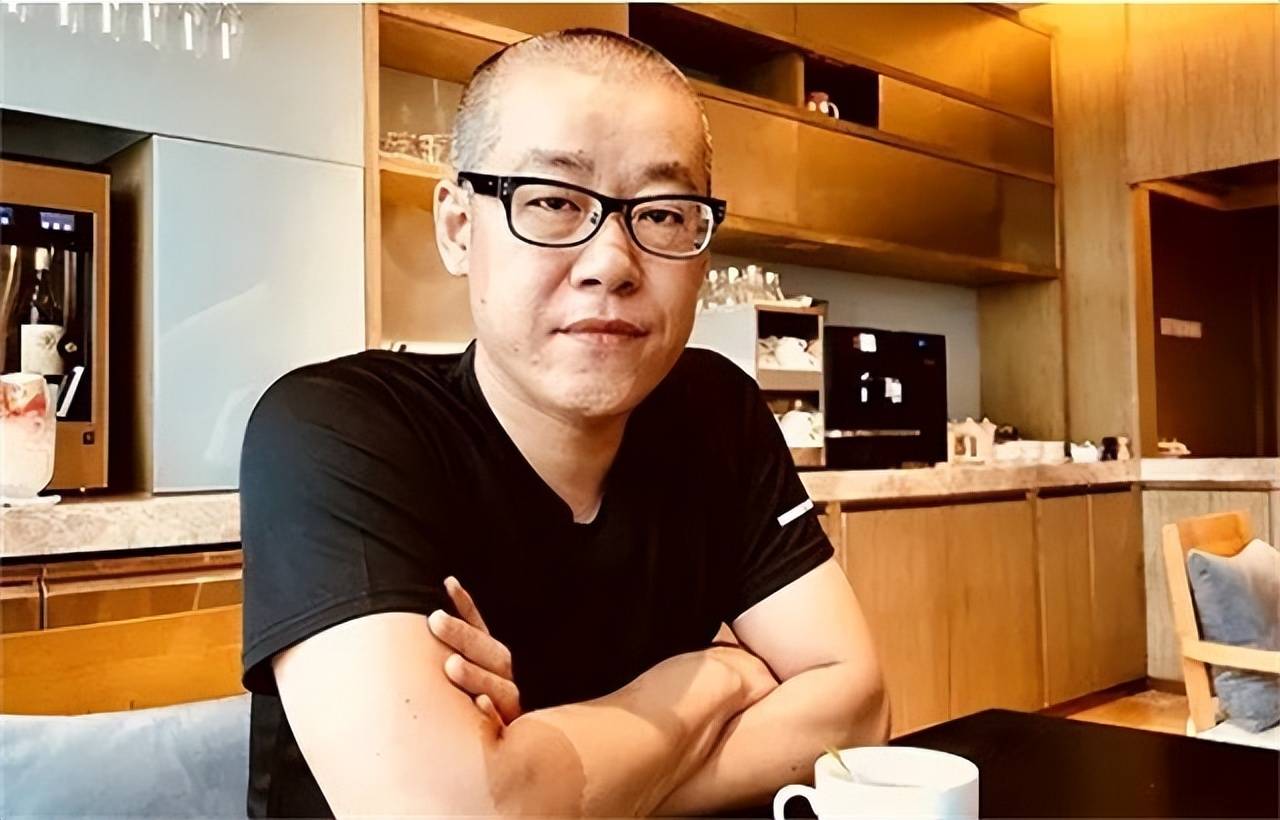 李笑来：曾拥有10万枚比特币<strong></p>
<p>比特币火币</strong>，套现135亿后，却称比特币是骗局