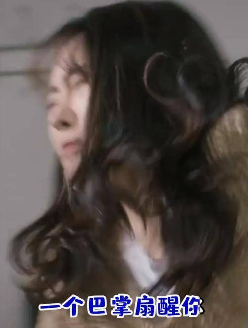 张凯丽女儿<strong></p>
<p>盈币网</strong>，干得漂亮！靠自黑逃过网暴，张可盈说：何幸运，我先扇为敬