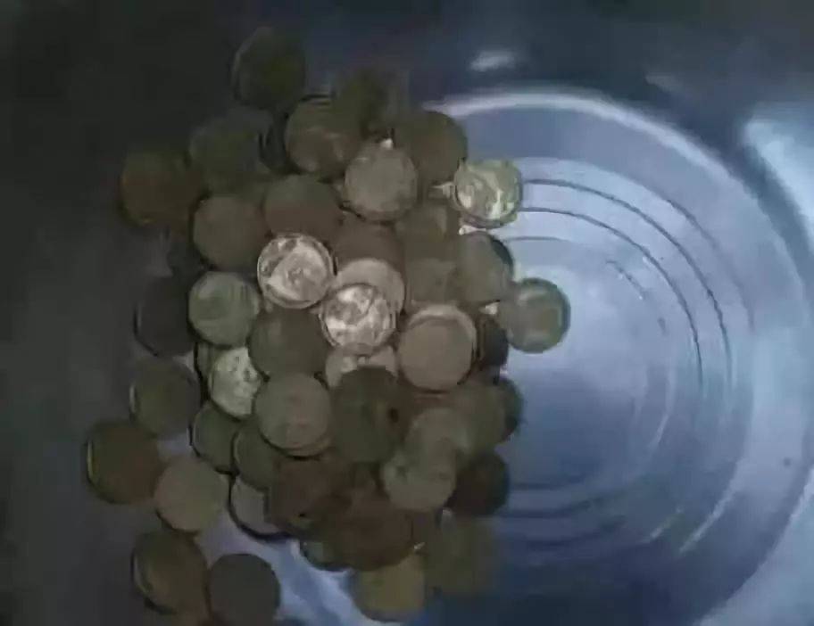 小心<strong></p>
<p>币币网</strong>！你收藏的梅花套币可能是水洗币！