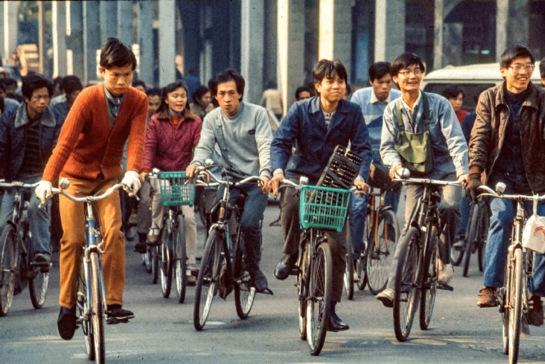 这些1元铜质纪念币不能流通<strong></p>
<p>币乎价格</strong>，价格竟然还这么贵？