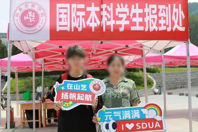 20岁女生留学9天跳楼身亡<strong></p>
<p>美股pg</strong>，家属发声