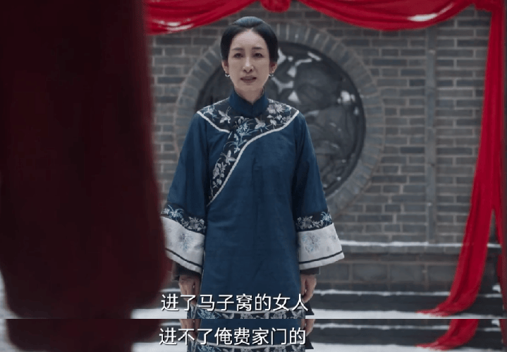 杨幂扮土、欧豪被吹“内娱梁宽植”<strong></p>
<p>美股</strong>，但这剧还不够“敢拍”