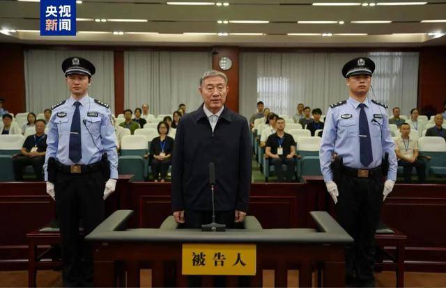 敛财3.16亿、死缓！刘星泰<strong></p>
<p>momo美股</strong>，检举揭发他人重大犯罪经查属实，有重大立功表现