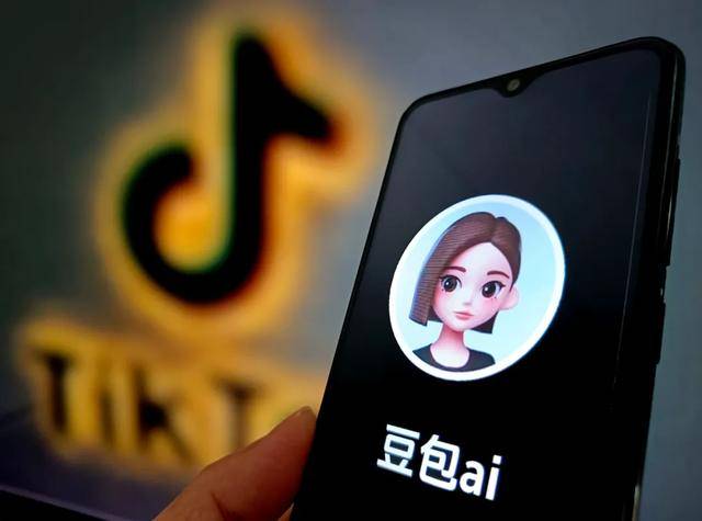 字节的硬件野心<strong></p>
<p>momo美股</strong>，藏在豆包里