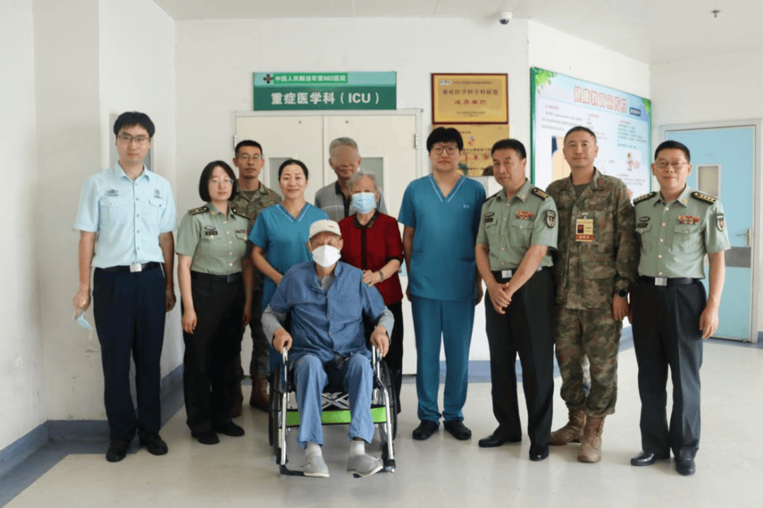 携手战斗英雄<strong></p>
<p>uco美股</strong>，共克病魔：以战斗精神点燃ICU的生命之光