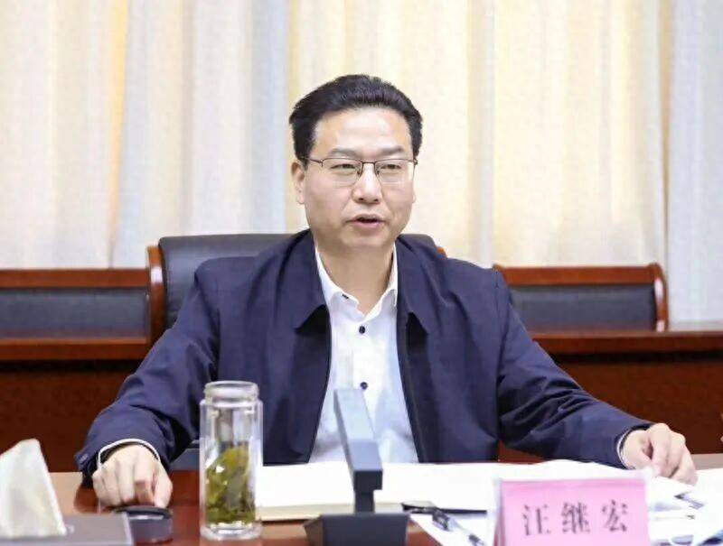 汪继宏<strong></p>
<p>美股中国概念股</strong>，拟提名为省辖市市长候选人