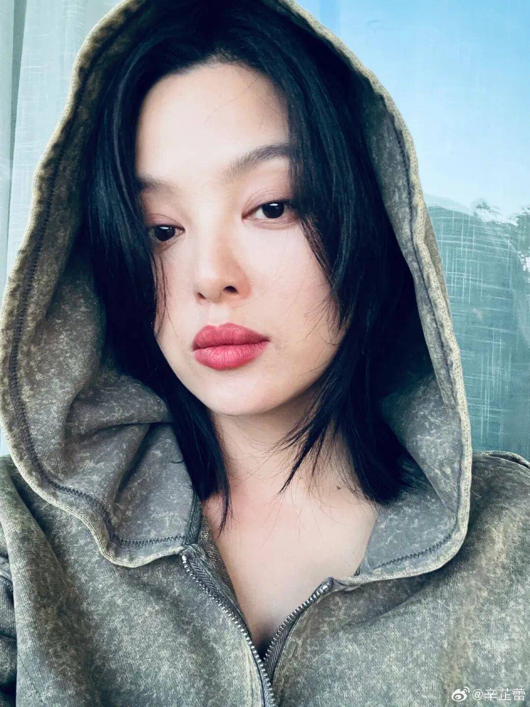 辛芷蕾前经纪人爆料两人决裂详情：培养8年一分未赚<strong></p>
<p>美股MU股票</strong>，生日当天她把我送上了被告席