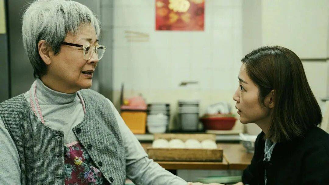 城市打工人<strong></p>
<p>美股MU股票</strong>，花十几万回村给父母补缴社保