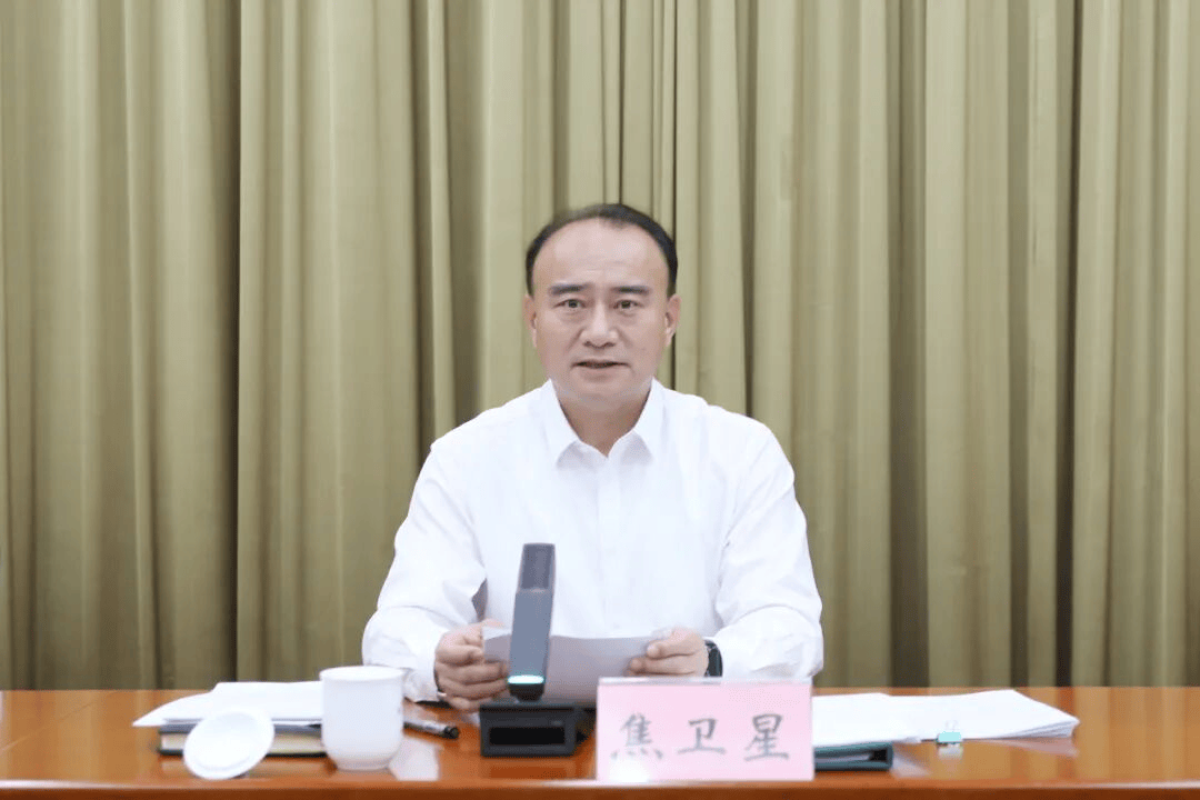 中纪委连发11人被查<strong></p>
<p>美股</strong>，副部级“老虎”落马
