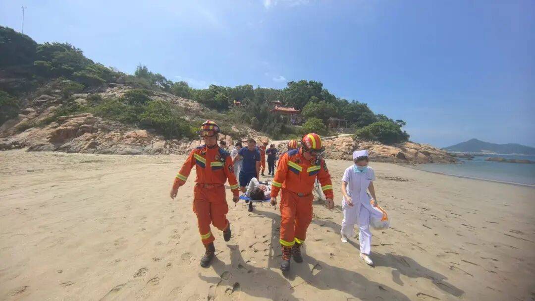 【曝光台】打卡拍照<strong></p>
<p>美股加杠杆</strong>，再美也不能用生命对焦