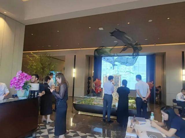 房企发力促销<strong></p>
<p>美股加杠杆</strong>，楼市政策提振成交热度