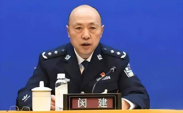 3名厅官被开除党籍<strong></p>
<p>美股大单</strong>，他曾作为充当黑恶势力“保护伞”反面典型被通报