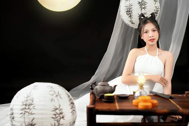 国内“嫌弃”的月饼<strong></p>
<p>美股回调</strong>，在国外成了顶流