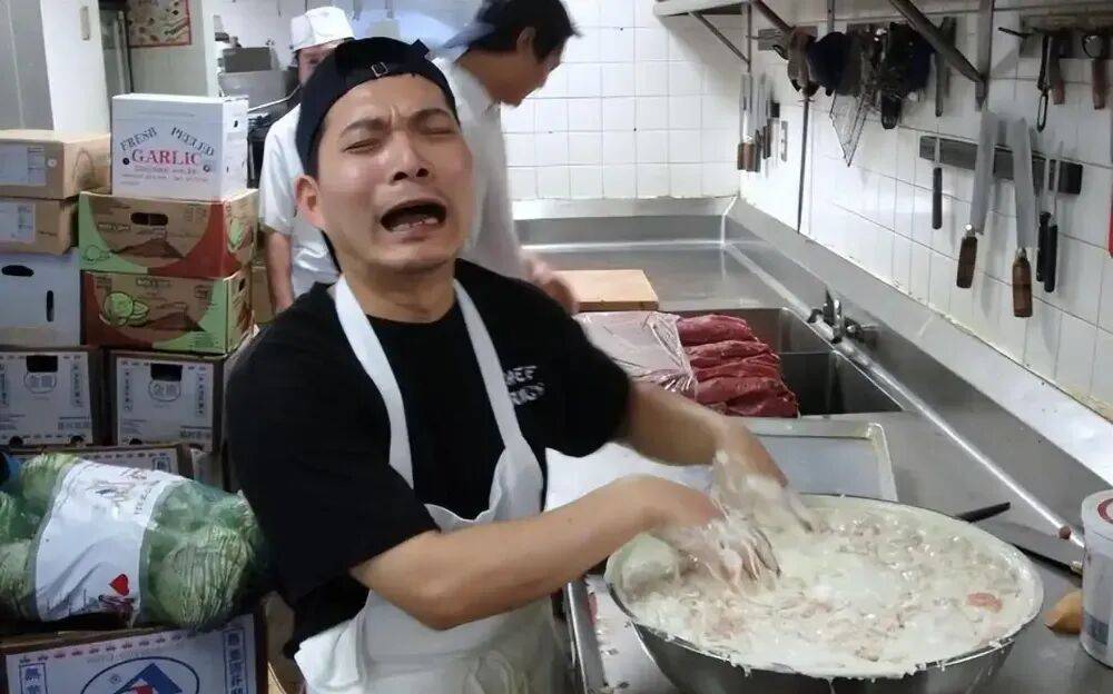 深圳百万年薪夫妻后悔移民日本：点不起外卖<strong></p>
<p>炒美股违法</strong>，养孩更累