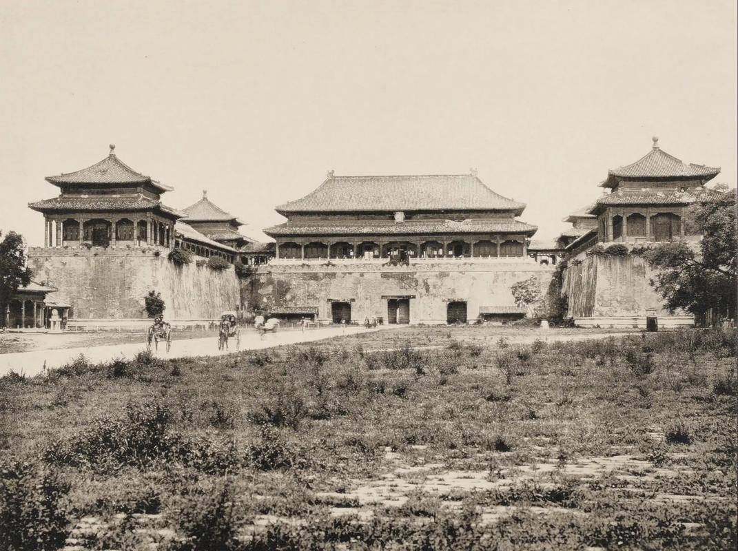 今天是故宫博物院百岁生日<strong></p>
<p>炒美股违法</strong>，让我们回顾她这一百年的史诗