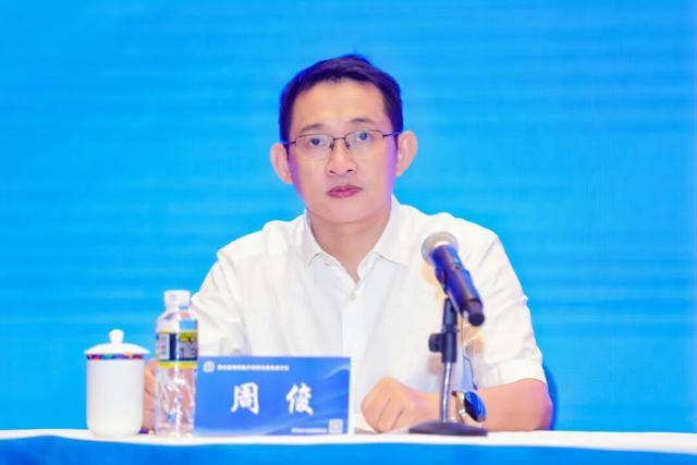 周俊<strong></p>
<p>优酷美股</strong>，已任省厅党组书记