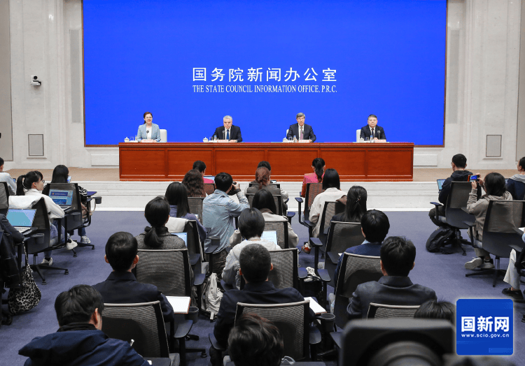 广东新人婚礼上的这个举动<strong></p>
<p>黄金趋势</strong>，被中央文明办点赞！网友：建议全国推广