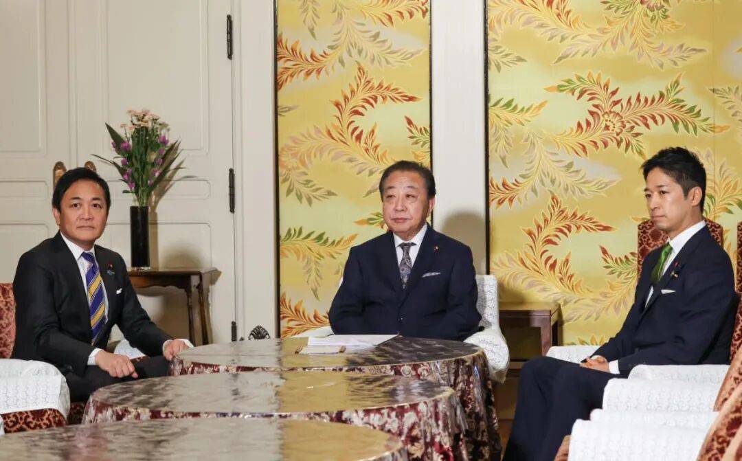 日本维新会叛变<strong></p>
<p>黄金趋势</strong>，高市早苗当首相可能性增大