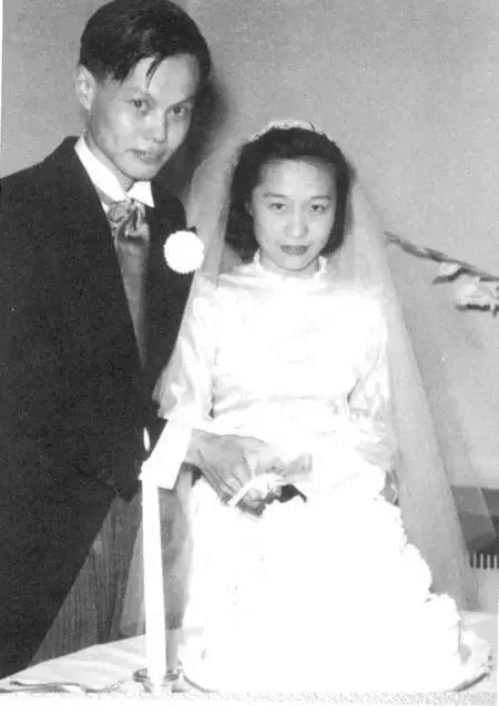 103岁杨振宁去世<strong></p>
<p>黄金交易</strong>，象牙塔倒塌