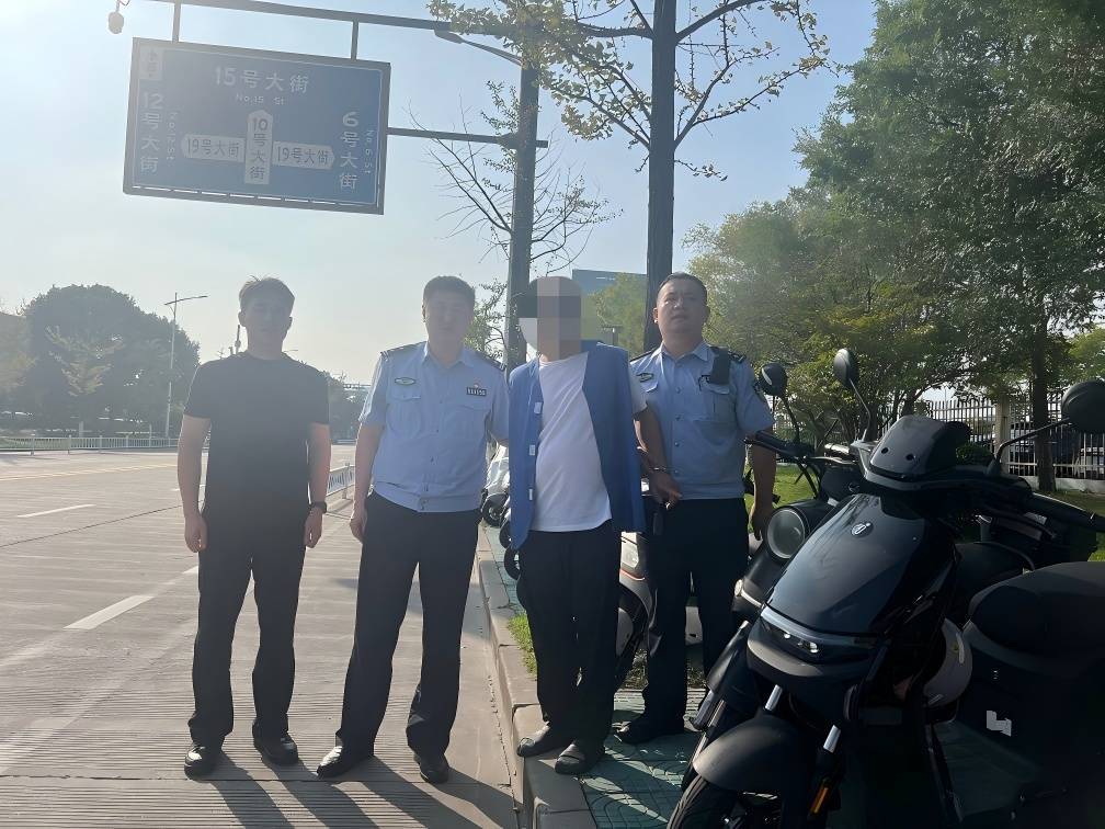 司机为了能在车上做饭吃<strong></p>
<p>股票行情</strong>,竟然想出这种“妙招”!被抓时很后悔