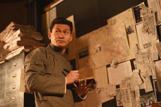 《沉默的荣耀》中出演谷正文出圈<strong></p>
<p>股票行情</strong>，演员余皑磊：保持“千人千面”，在创作的痛苦中快乐