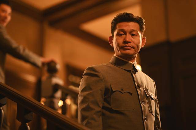《沉默的荣耀》中出演谷正文出圈<strong></p>
<p>股票行情</strong>，演员余皑磊：保持“千人千面”，在创作的痛苦中快乐
